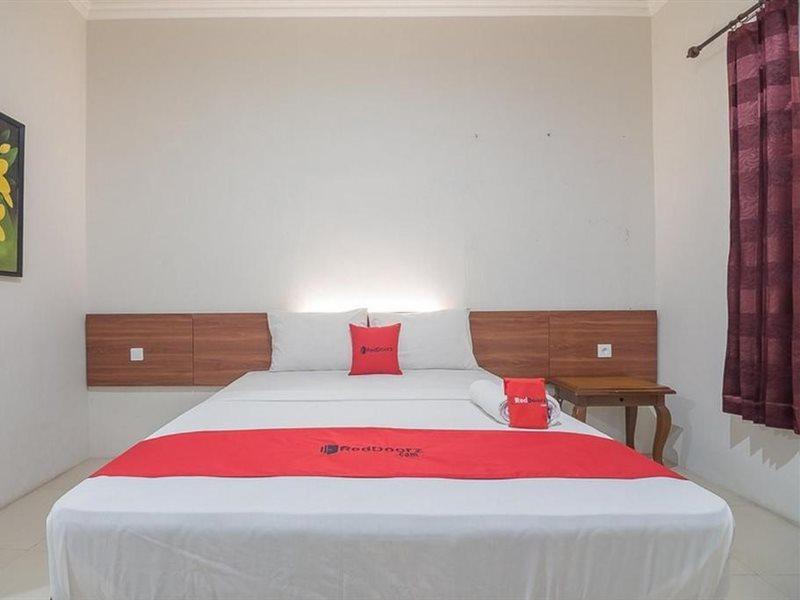 Reddoorz Near Alun Alun Subang Hotel Ngoại thất bức ảnh