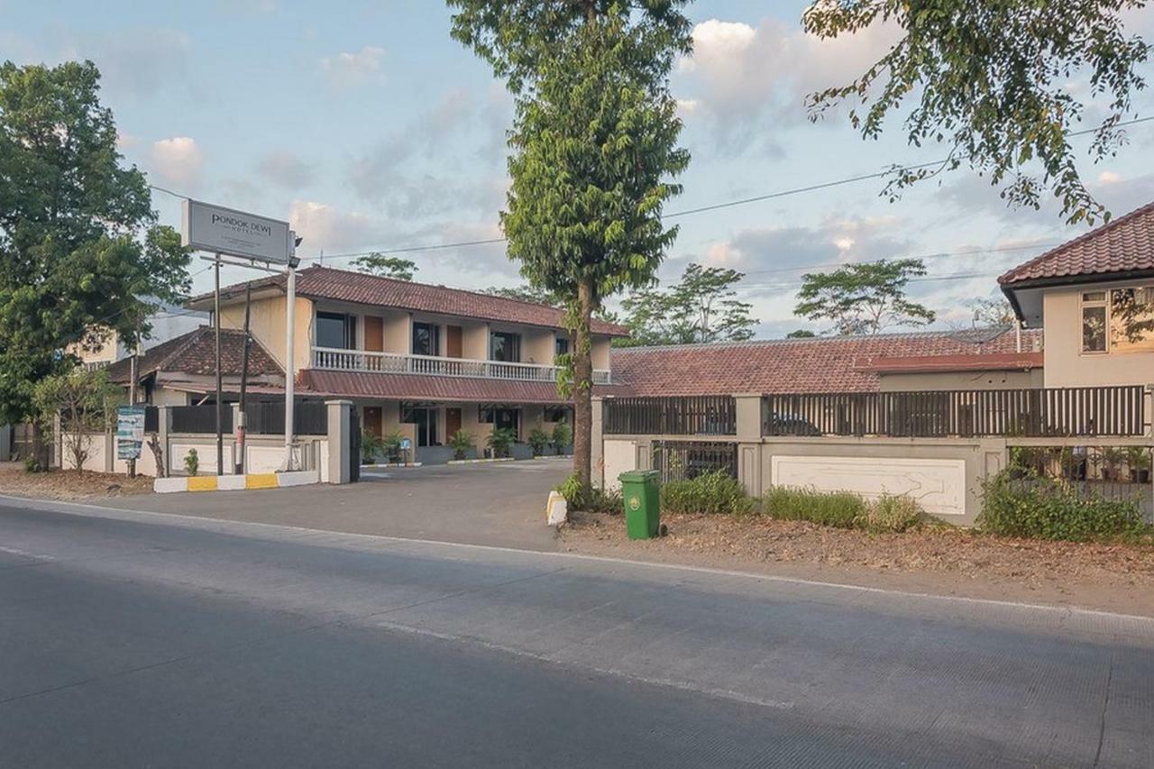 Reddoorz Near Alun Alun Subang Hotel Ngoại thất bức ảnh