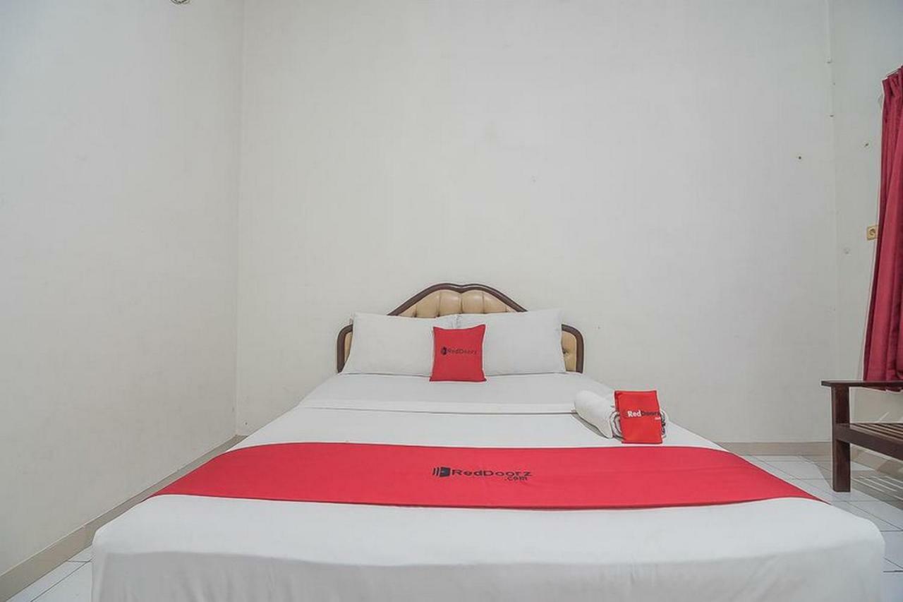 Reddoorz Near Alun Alun Subang Hotel Ngoại thất bức ảnh