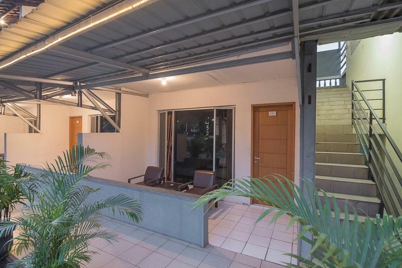 Reddoorz Near Alun Alun Subang Hotel Ngoại thất bức ảnh