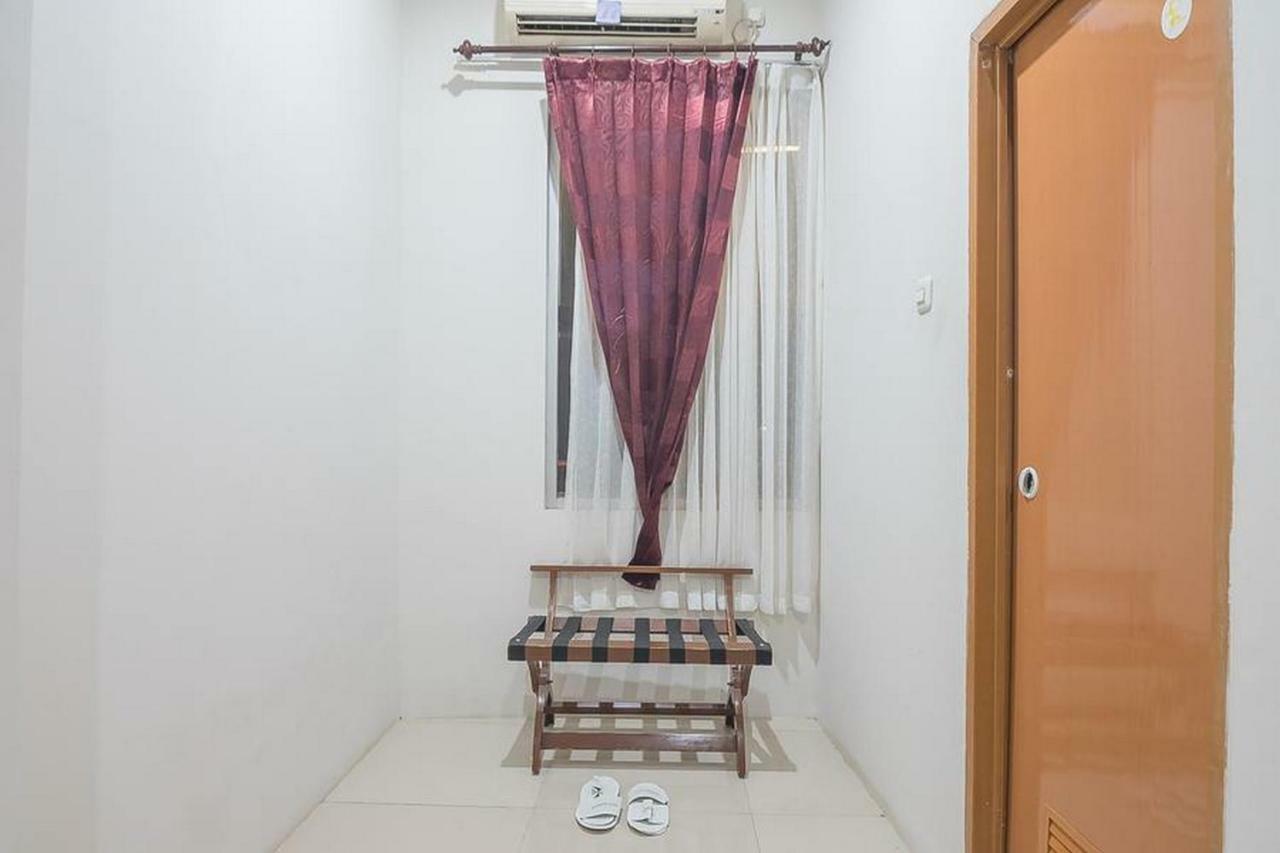 Reddoorz Near Alun Alun Subang Hotel Ngoại thất bức ảnh