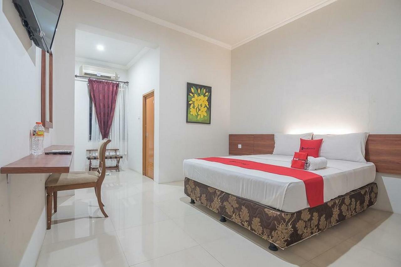 Reddoorz Near Alun Alun Subang Hotel Ngoại thất bức ảnh