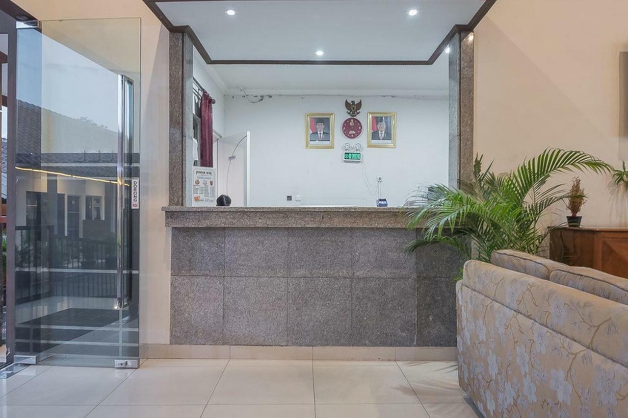 Reddoorz Near Alun Alun Subang Hotel Ngoại thất bức ảnh